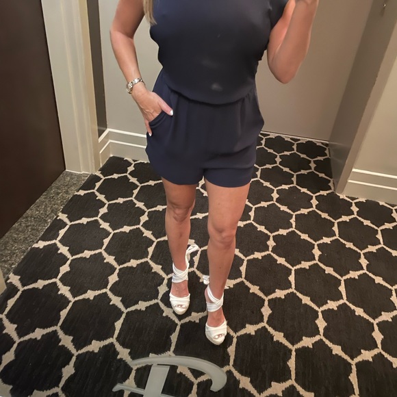 Bcbg navy blue romper. Never worn - Picture 11 of 13